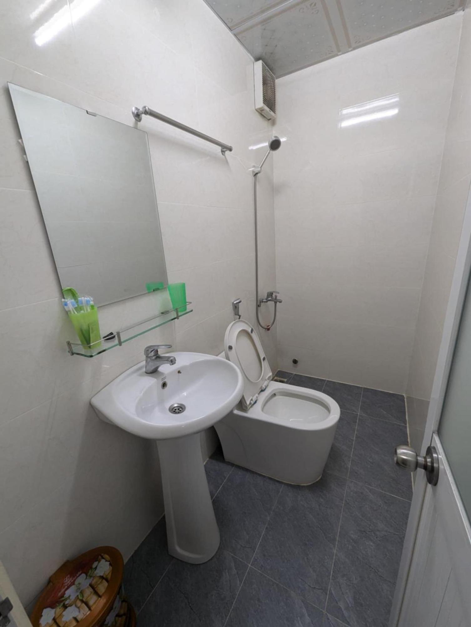 Hotel Khach San Nhat Thy Hô Chi Minh-Ville